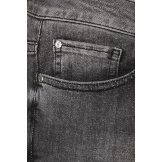 Coole Jeans mit dezenter Waschung /