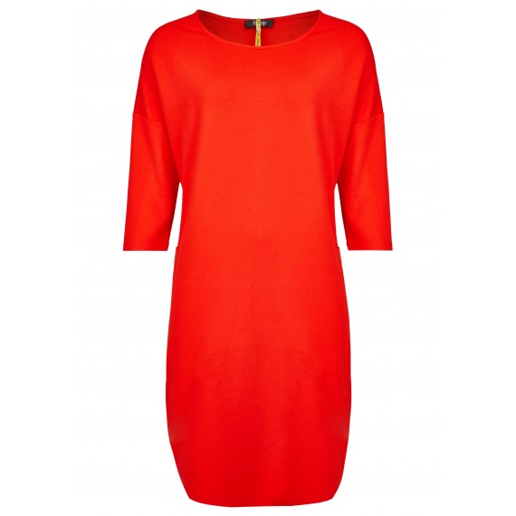 Lockeres Kleid mit überschnittenen Schultern /