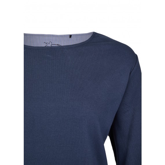 Femininer Pullover mit weiten Saumschlitzen /