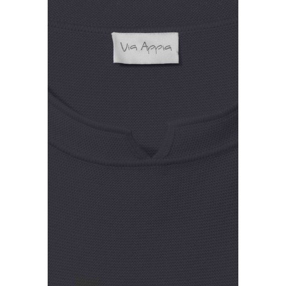 Edler Pullover mit V-Detail /