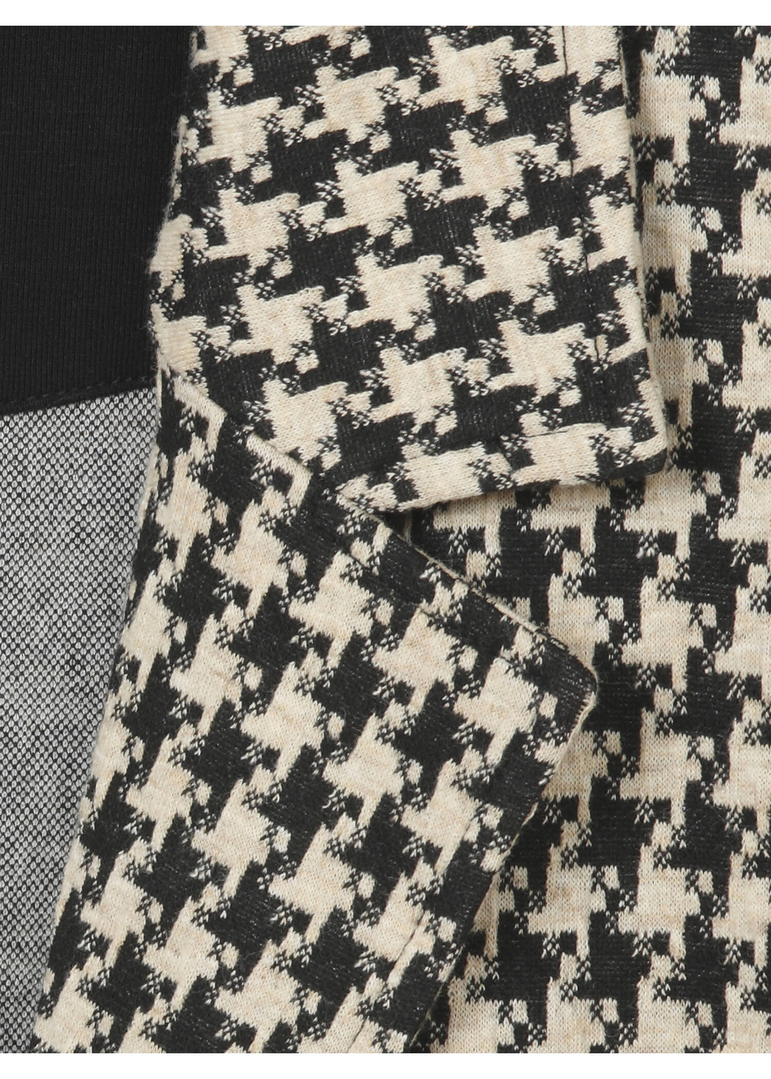 Revers-Blazer im angesagten Jacquardmuster /