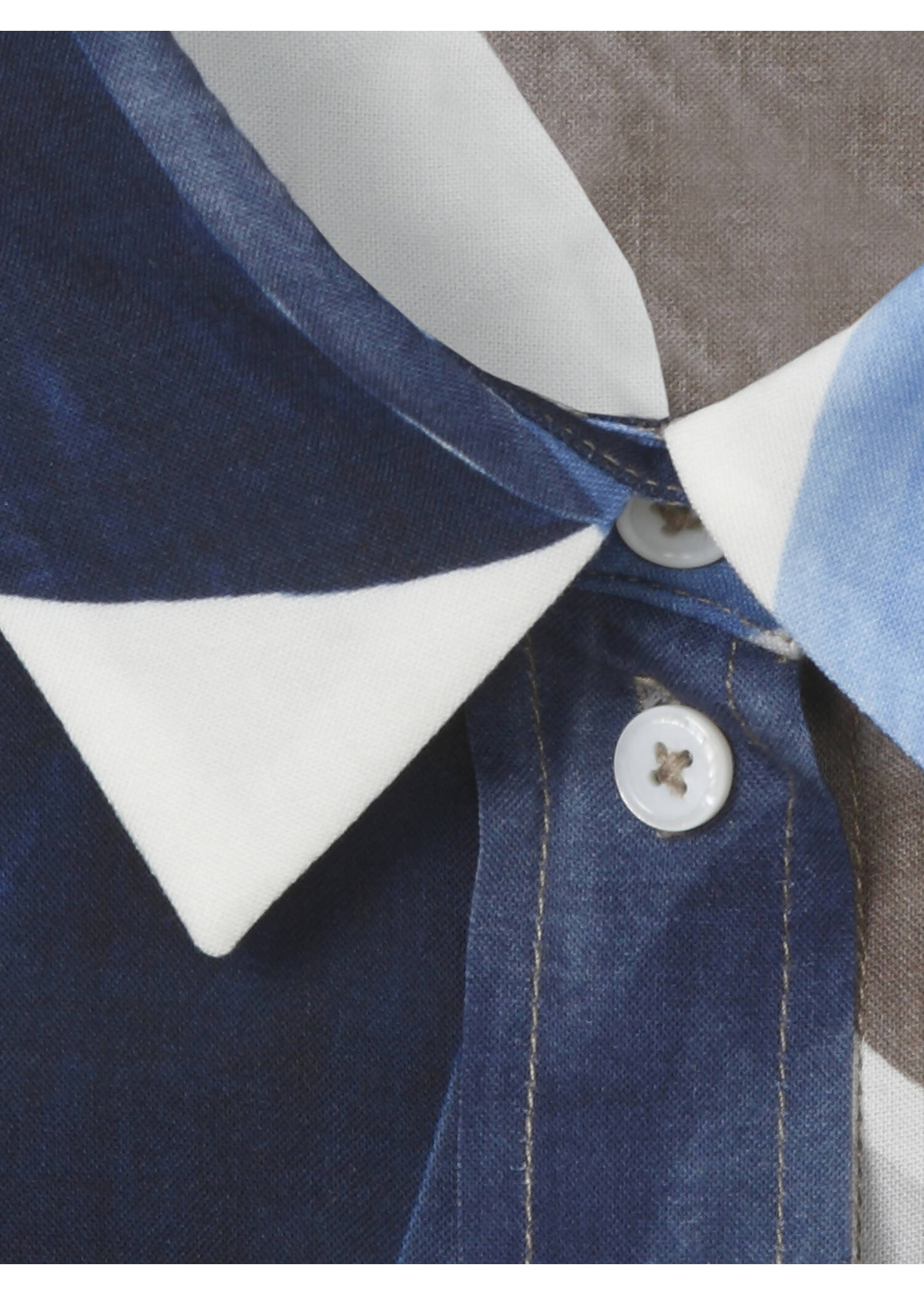 Viskosebluse in A-Passform mit Allover-Muster /