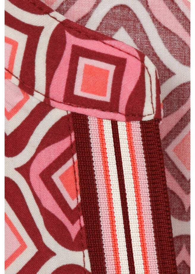 Fließende Viskose-Print-Bluse mit Gummizugsaum / 