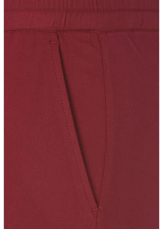 Lässig-edle Hose im Modern Jogg-Pants-Style / 