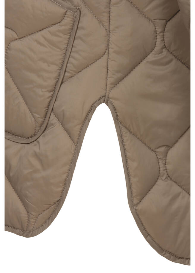 Leichte Steppjacke / 