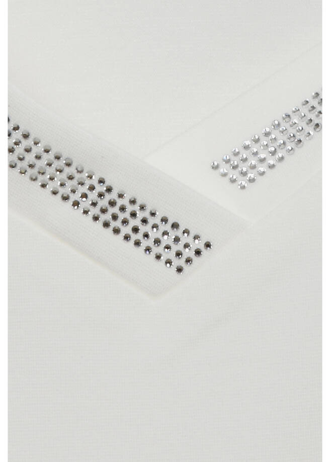 Kombistarkes 3/4-Arm Shirt mit geschmücktem Karree-Ausschnitt / 