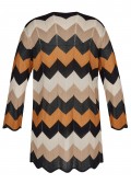 Modische Longstrickjacke mit buntem Zick-Zack-Muster /