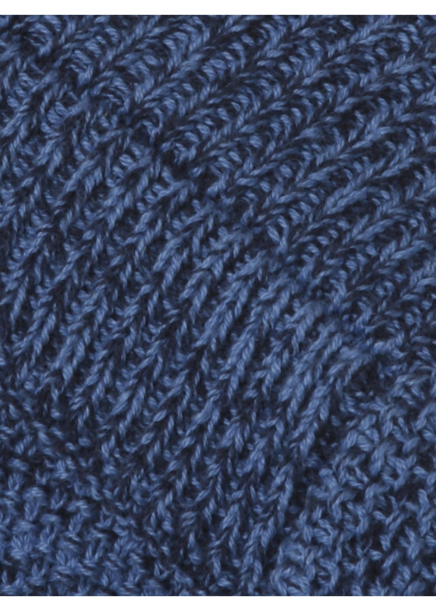Modischer Strickpullover mit Strukturmuster /