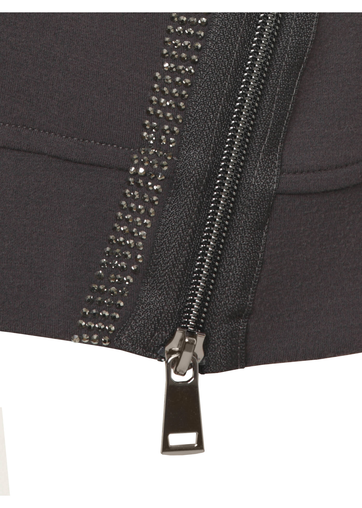 Sportives Sweatshirt mit Schmucksteinen /