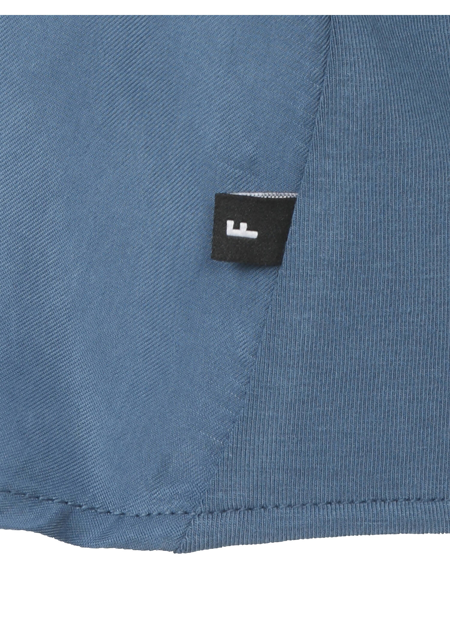 Edle Schlupfbluse mit Kragen /