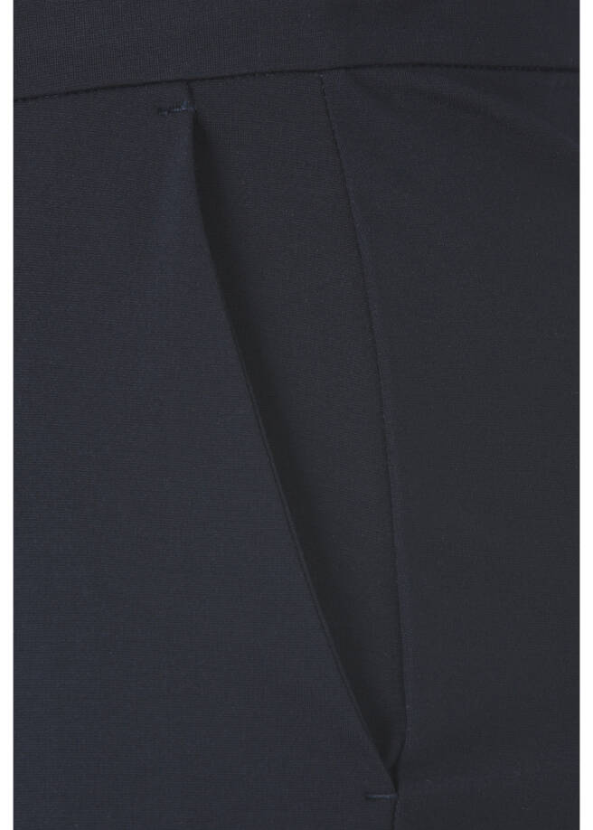Edel-lässige 3/4 Hose Modern Jogg-Pants Style Navy / 