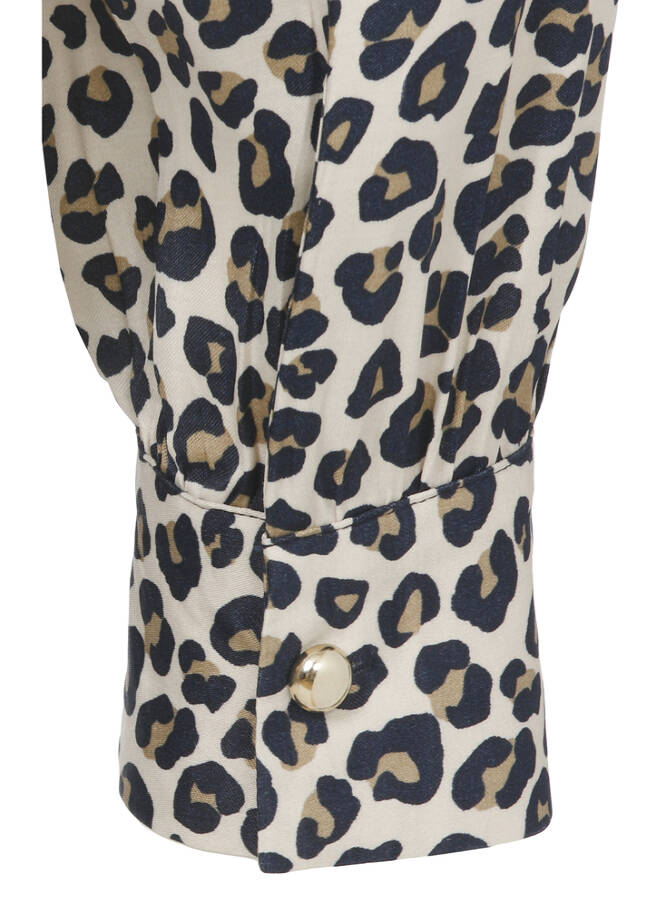 Zarte Viskosebluse Modern Leo / 