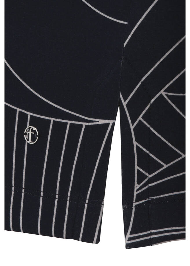 Topmodisches Print Sweatshirt / 